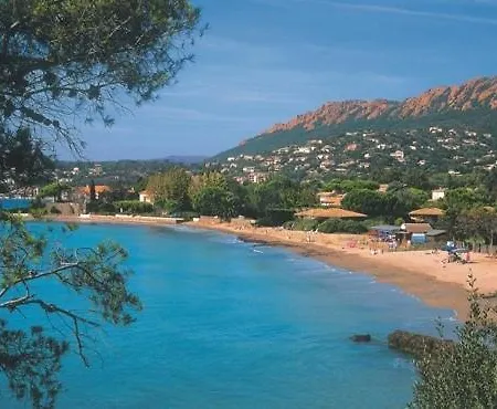 T3 Lumineux Proche Centre Et Plages * Saint-Raphael (Var)