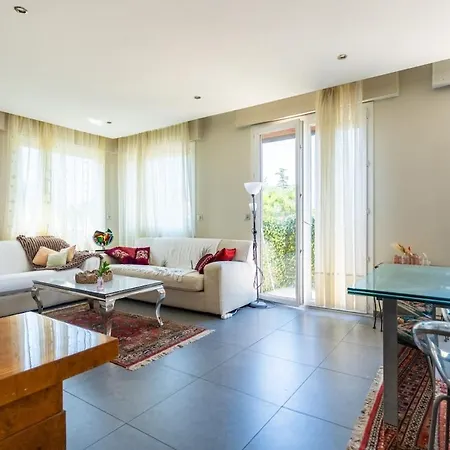 Apartment T3 Lumineux Proche Centre Et Plages Saint-Raphael (Var)