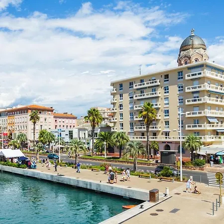 T3 Lumineux Proche Centre Et Plages * Saint-Raphael (Var)