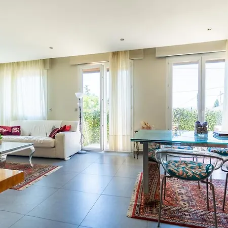 T3 Lumineux Proche Centre Et Plages Apartment Saint-Raphael (Var)