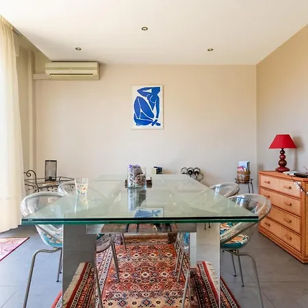 T3 Lumineux Proche Centre Et Plages Apartment